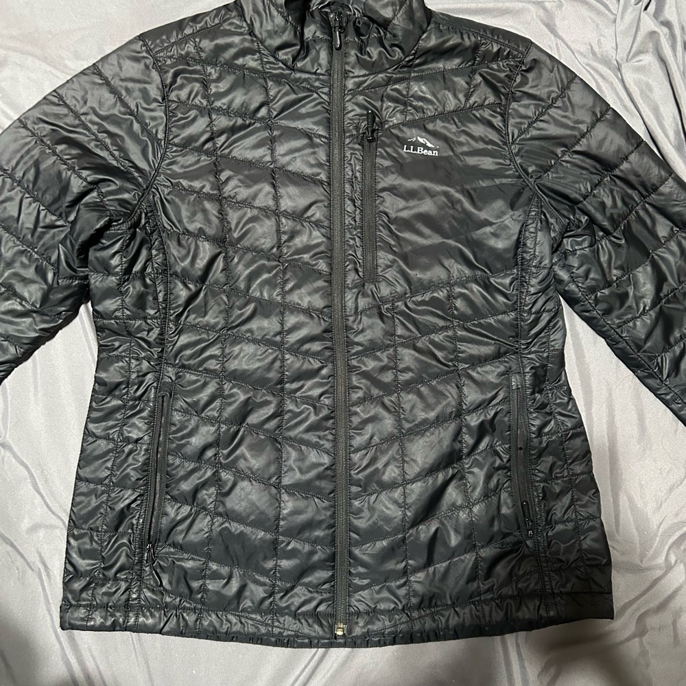 L.L.Bean Black Quilted down Jacket. Full zip. Women’s Large